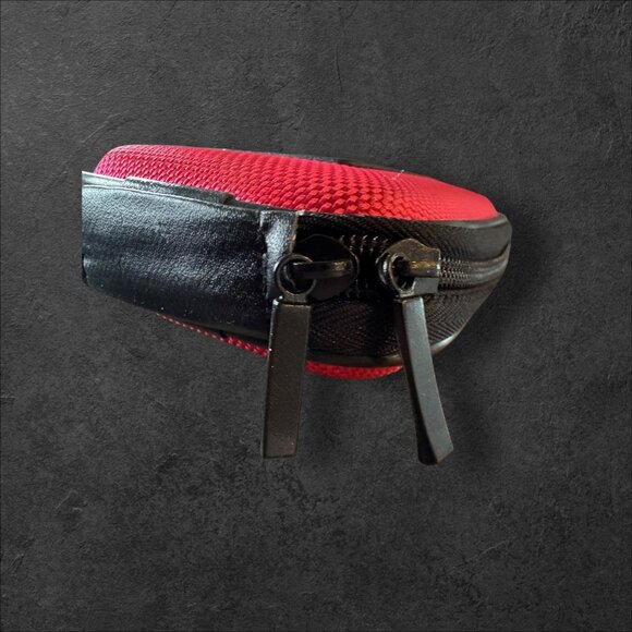 Pink Protective Camera Bag With Black Zipper & Strap 5"x3"x1.5" Textured Exterio - Picture 9 of 10